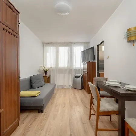 10th Floor With A View In By Renters