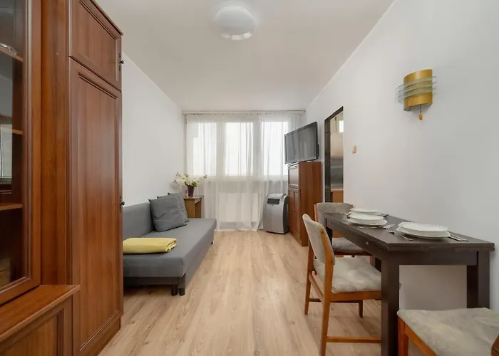 10th Floor With A View In By Renters